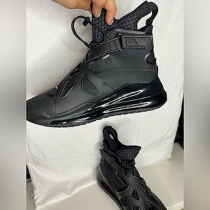 Nike Air Jordan Latitude 720